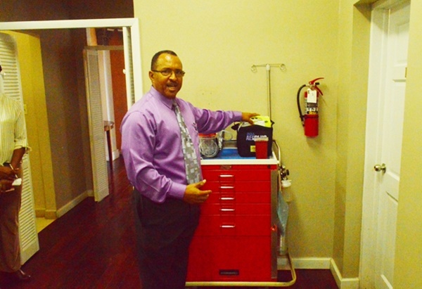 Dr Heskith Vanterpool