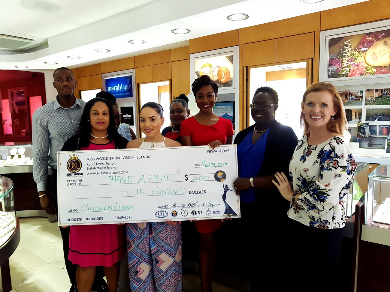 Miss World BVI Kadia Turnbull & Staff of Mi Amor Jewellery Story 