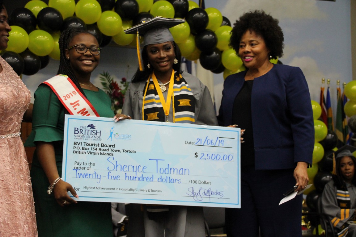 VG females the top graduates at VISTS, 17 exits technical school
