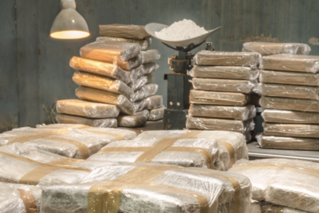 Three arrested trafficking ‘suspected cocaine’ near VG
