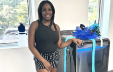 Customer wins Samsung washer in Flow’s Christmas promo