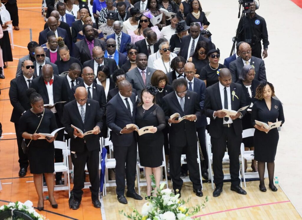 PHOTOS: Scores of mourners attend official farewell for Eileene Parsons