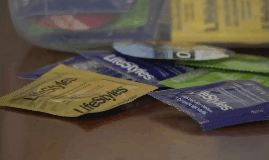 Give condoms to teens over the age of 16, says SDD official